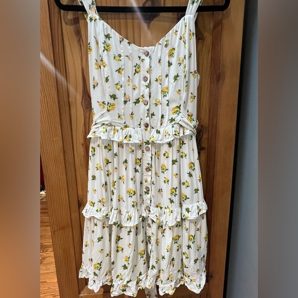 Altar’d State fruit print Dress Size M. Excellent condition tie front or back - Picture 2 of 10